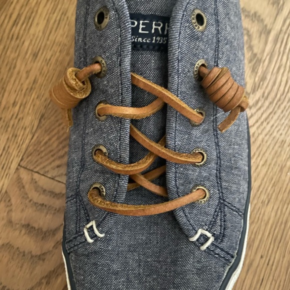 Sperry Women’s Denim Blue Boat Shoes - Picture 3 of 7